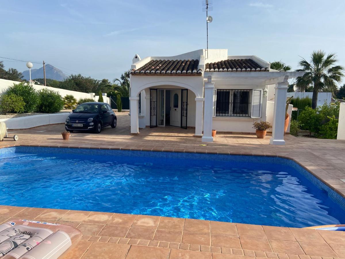 Villa Entiere Piscine Et Cuisine D'ete A Pinosol