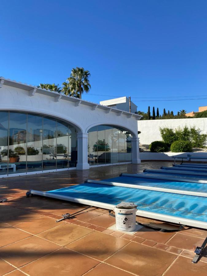 Entiere Piscine Et Cuisine D'ete A Pinosol * Javea